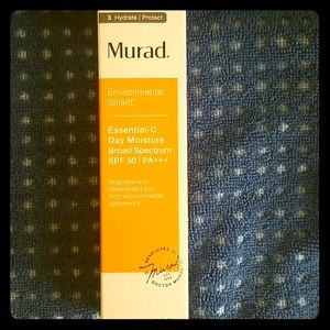 Murad Essential C Day Moisture Broad Spectrum